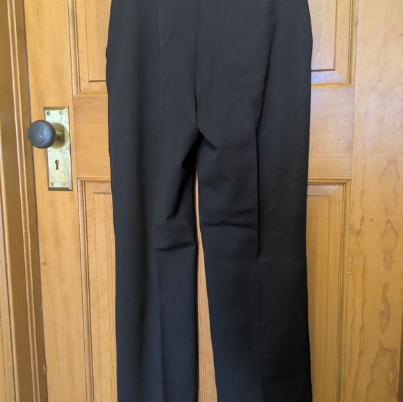 Elegant Black Women's Trousers - Picture 4 of 4